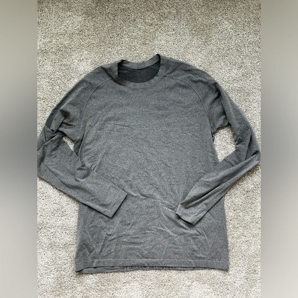 Lululemon Metal Vent